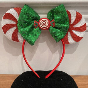 Christmas Minnie Mouse headband